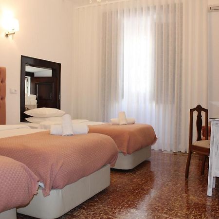 Casa Do Infante Guest House เฟอเฮรา โด อเลนเตโจ ภายนอก รูปภาพ
