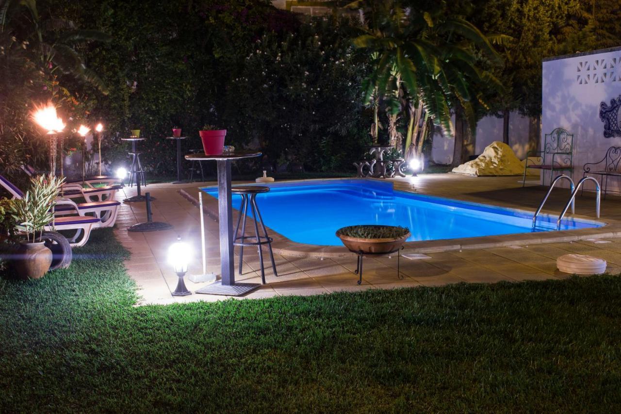 Casa Do Infante Guest House เฟอเฮรา โด อเลนเตโจ ภายนอก รูปภาพ