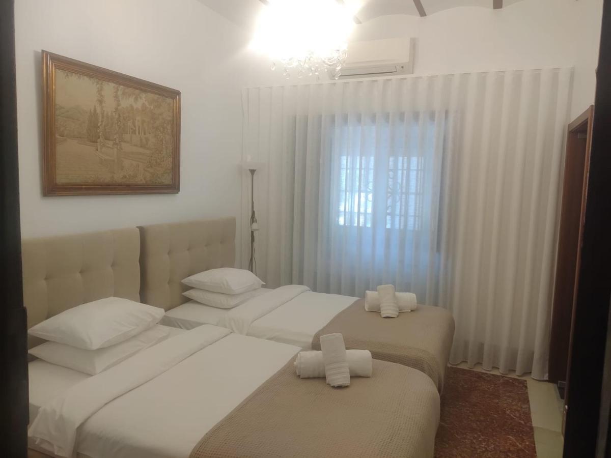Casa Do Infante Guest House เฟอเฮรา โด อเลนเตโจ ภายนอก รูปภาพ
